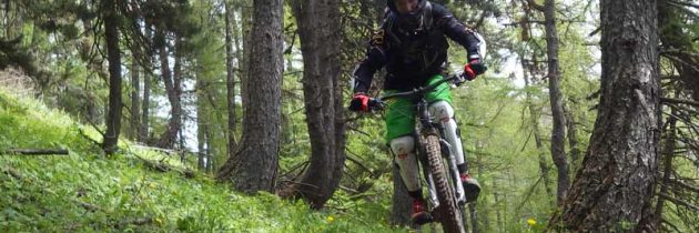 Faire de la randonnée à VTT sur le massif du Mercantour