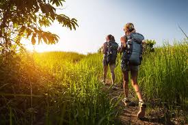 Comment agrémenter vos randonnées et campings en nature